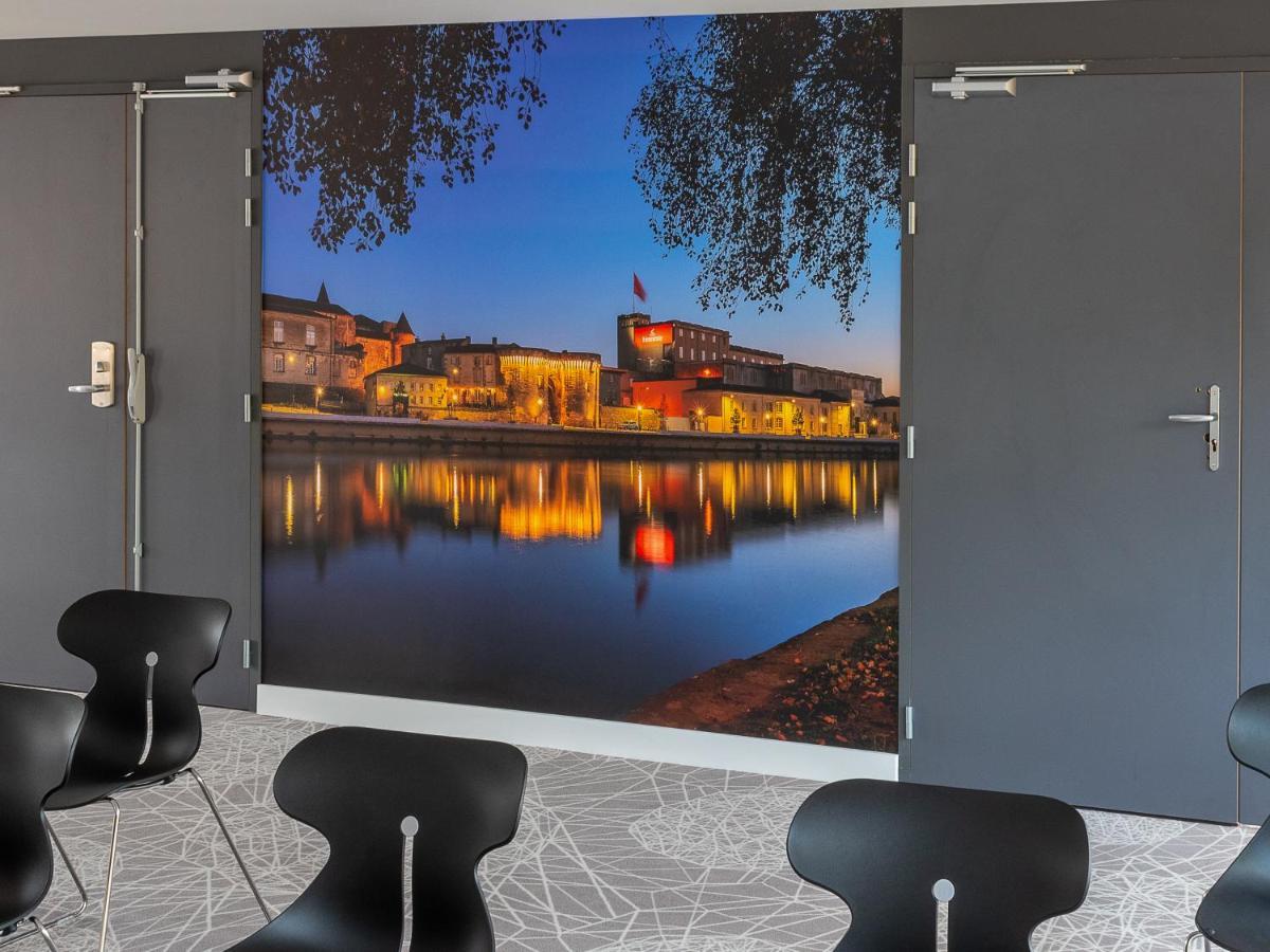 Ibis Budget Cognac Châteaubernard Exterior foto