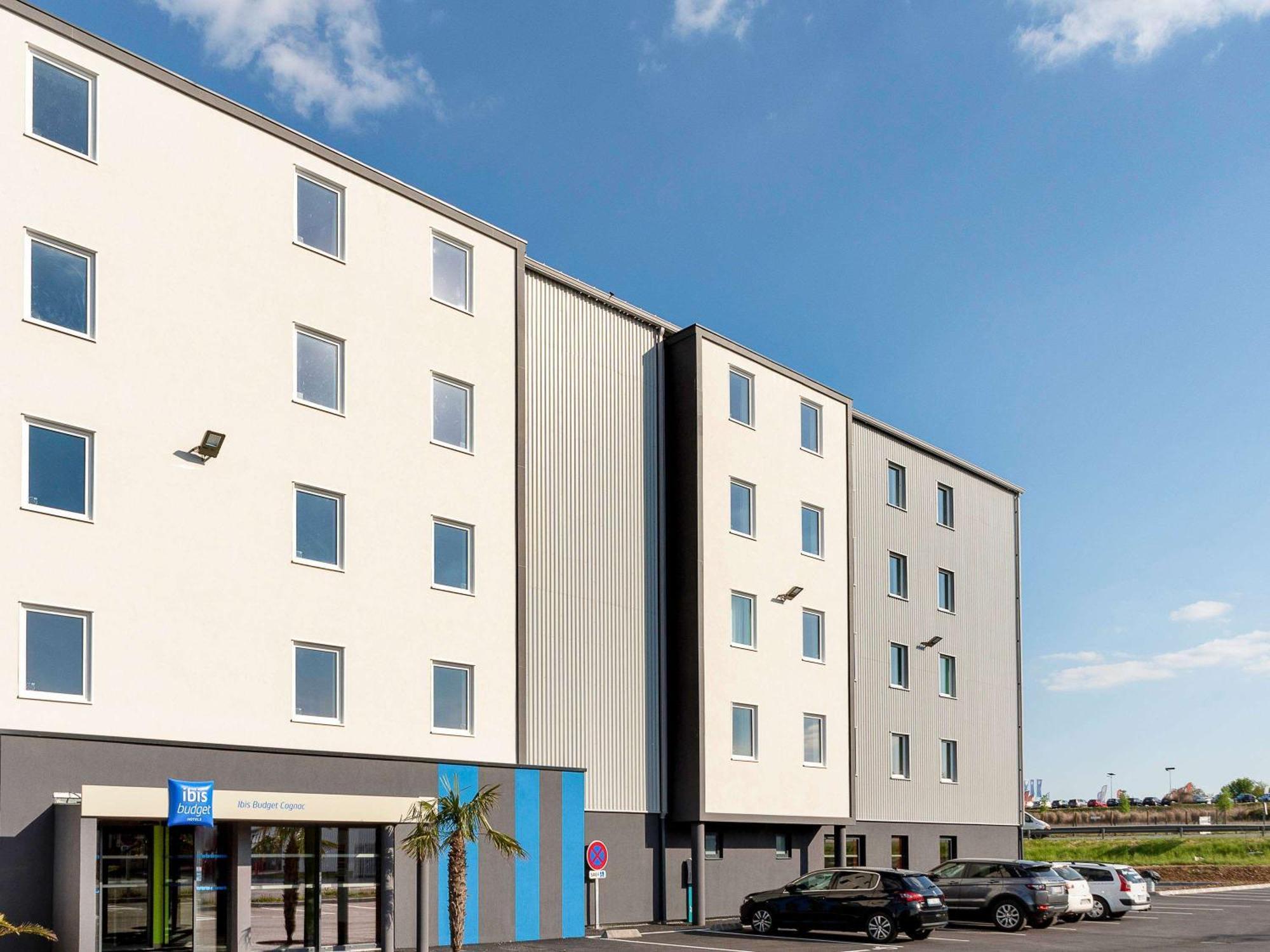 Ibis Budget Cognac Châteaubernard Exterior foto